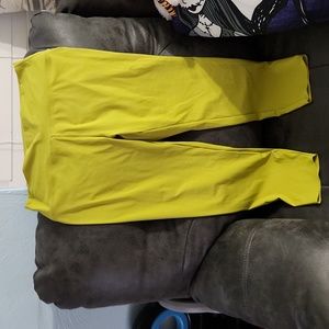 ZYIA Active Pistachio Leggings Size 16-18 Used Gently